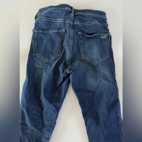 Hollister Women's High-Rise Skinny
Stretch Jeans size 26 size 3 - Picture 7 of 7